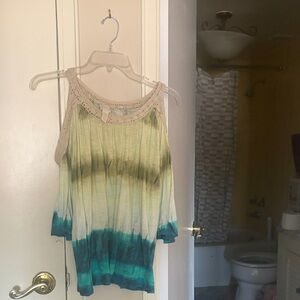 Elegant Ombre Tank Top in Green and Blue